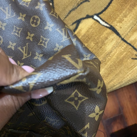 🚨 Louis Vuitton Artsy GM 🚨 - Picture 11 of 14